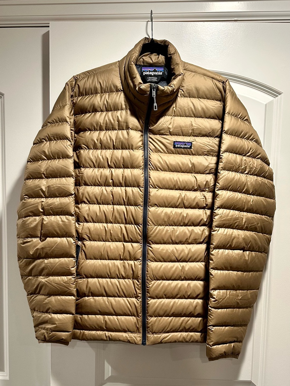 Patagonia Men's Puffer Jacket - Khaki Brown